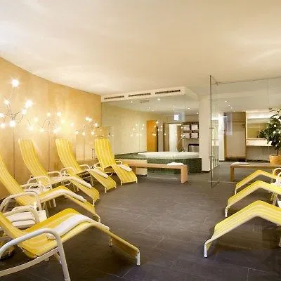 Отель Alpinpark
