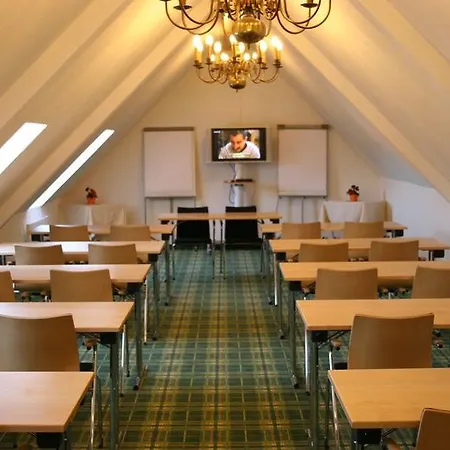 Отель Alpinpark