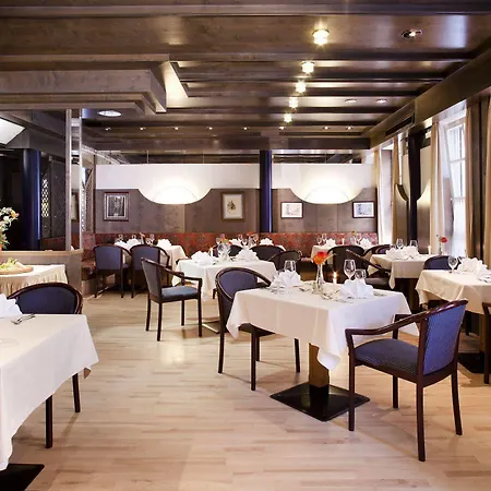 Отель Alpinpark 4*